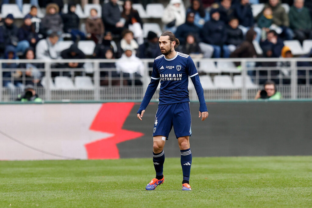 04 Vincent MARCHETTI (pfc) (ex AC Ajaccio) during the Ligue 2 BKT match between Paris FC and Annecy at Stade Charlety on November 23, 2024 in Paris, France. (Photo by Loic Baratoux/FEP/Icon Sport) - Photo by Icon Sport